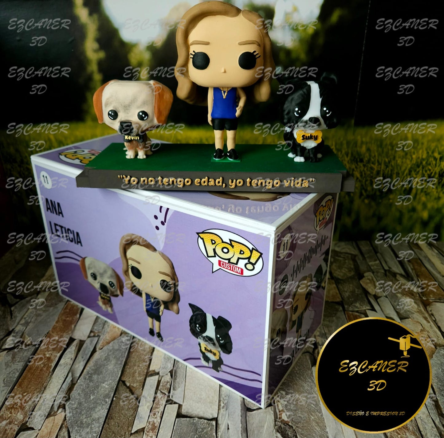 UnFunko básico/ sencillo, con 2 mascotas